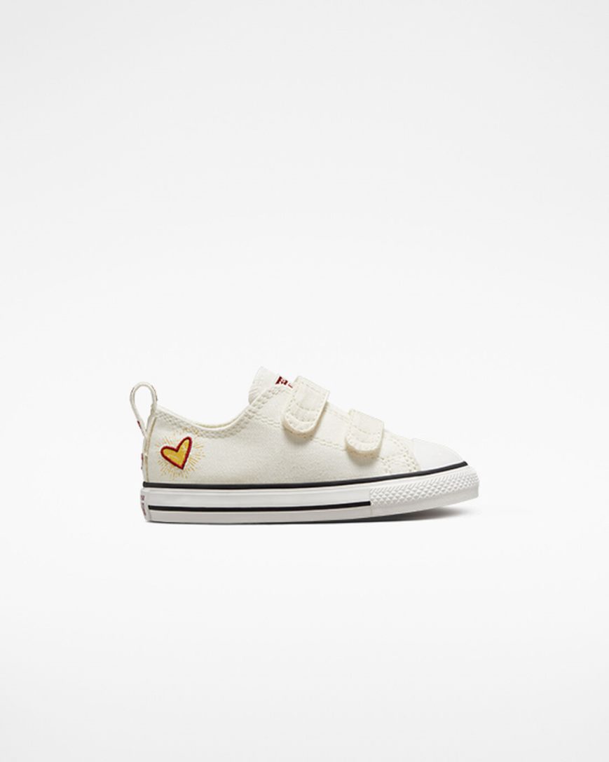 Girls\' Converse Chuck Taylor All Star Easy-On Hearts Low Top Shoes White / Dark Red | AU 4E0C1G